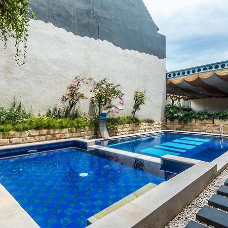 Zen Rooms Denpasar Marlboro Exterior photo